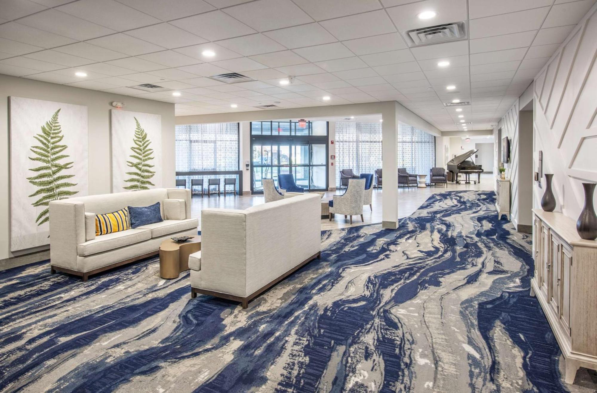 ホテル Doubletree By Hilton Monroe Township Cranbury Rossmoor エクステリア 写真
